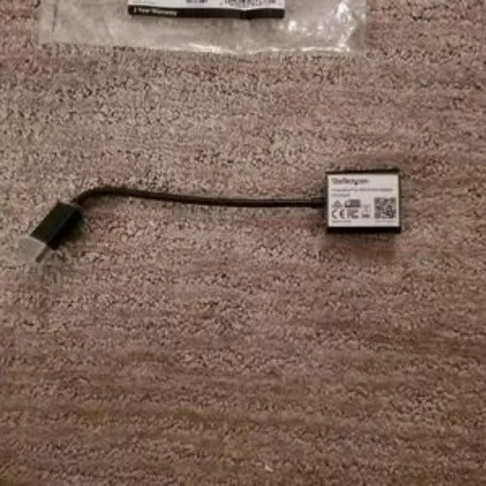 StarTech.com DP2VGA3 DisplayPort to VGA Adapter